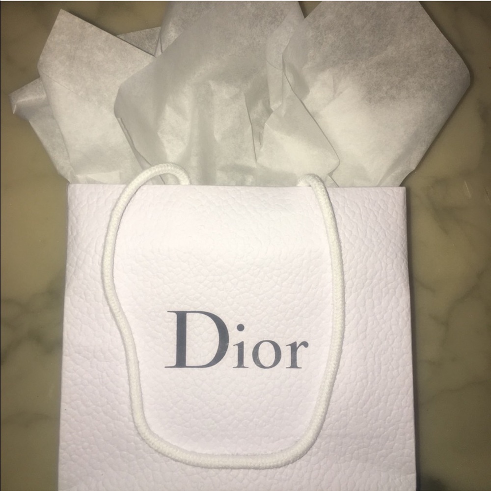 Dior Gift Bag (Small) + Gift (Dior Samples)